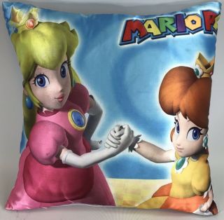 Nintendo Mario Bros.  Party Princess Peach Daisy Hand Shaking Pillow Video Game