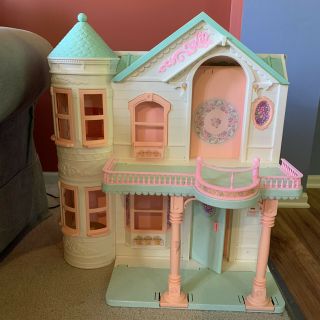Vintage 1990s Mattel Barbie Victorian Pink Dream House Dollhouse Foldable Large