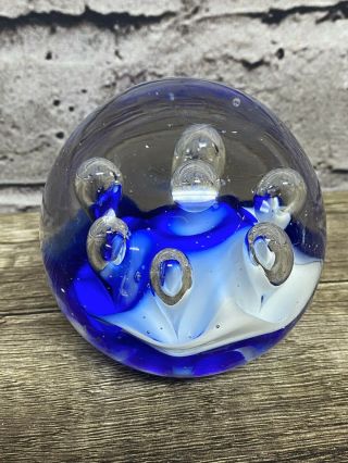 Hand Blown Glass Paper Weight Round Circel Blue/white Controlled Bubble Home Dec