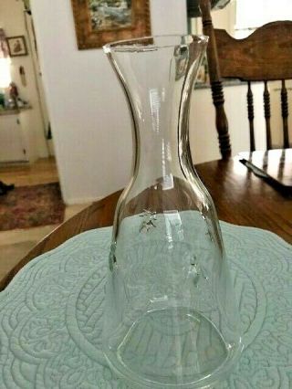 La Rochere Bee Wine Carafe Made In France.  Clear Pressed Glass 3d Bee 8 Inches