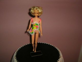 Pre - Owned Vintage 1965 - Mattel Barbie Francie Doll: Curly Blonde Hair/brown Eyes