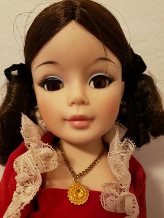 Vintage Madame Alexander 1961 Doll 18