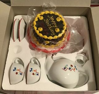 ✅ American Girl Molly Birthday Party Set Cake Tea Pot China Cups Real China