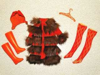 Barbie: Francie Vintage Complete Sears Furry Go Round Outfit