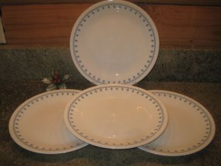 Set Of 4 Corelle " Snowflake " Blue Garland Luncheon / Salad Plates 8 1/2 "