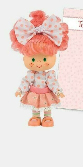 2020 Strawberry Shortcake Doll Berrykin Peach Blush Vintage Style