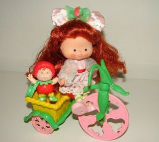 Vintage Strawberry Shortcake Berrykin Doll And Critter Scent Reintroduced