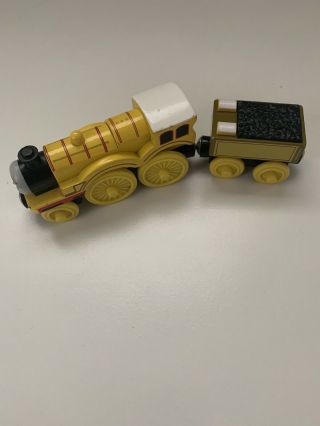 Thomas & Friends Molly & Tender Wooden Train Engine Railway Yellow
