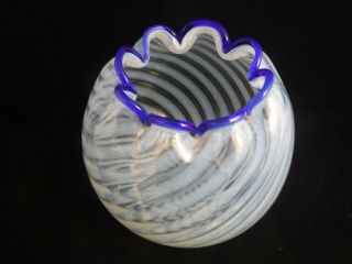Vintage Fenton Art Glass Blue Ridge Crest Rose Bowl Vase Swirl (item b6) 2