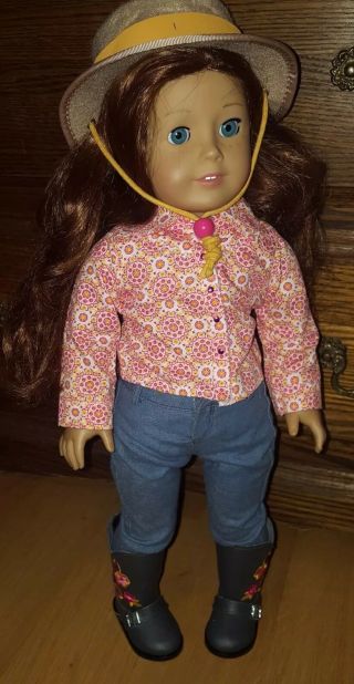 American Girl Saige Doll Freckles With Books Bonus Outfits Paint Accessories