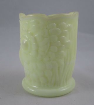 PV02184 Glass Bob St Clair OWL Toothpick Holder - Lemon Custard 2