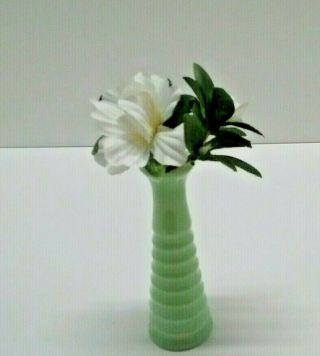 Jeannette Jadeite Green Ribbed Bud Vase Green Milk Glass Art Deco Vase 6 1/4 "