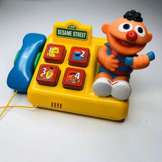 1993 Tyco Sesame Street Toy Phone Learning Dexterity Toy Featuring Ernie (p)