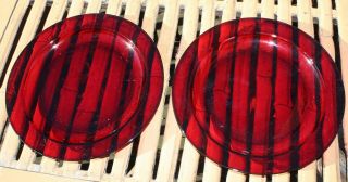 2 Vintage Arcoroc France Ruby Red Garnet Glass Dinner Plate 9 1/2 " 9.  5 "