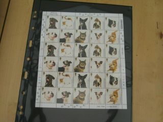 2010 Full Sheet Of 30 Battersea Dogs & Cats Traffic Light & Cylinder