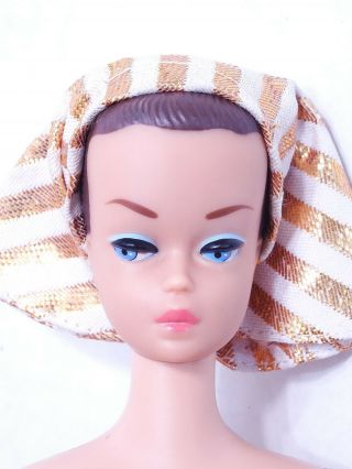 Vintage Fashion Queen Barbie Doll with Wigs and Stand 2