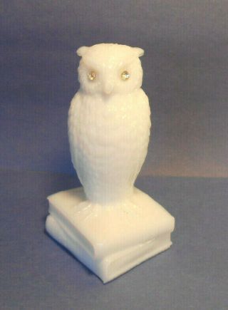 Vintage Westmoreland Milk Glass Owl Standing On Books Figurine - Cond.