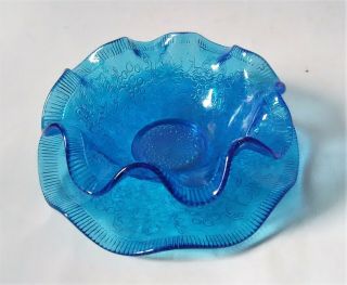 Vtg Turquoise Blue Embossed Grapes & Ruffled Edge Bowl With Matching Under Plate