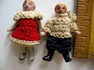 Pair 1 - 1/4 " Carl Horn Antique German Miniature All Bisque Dolls Crochet Outfits