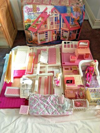 Vintage 1978 Barbie Dream House With Box - Not Complete With Furniture