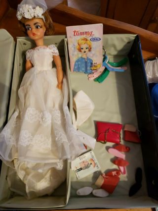 Vintage Tammy Doll With Case And Clothes.