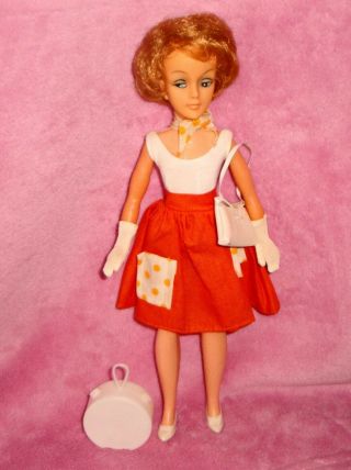 Vintage Tina Cassini Doll With 2 Tagged Outfits