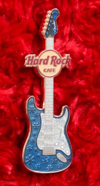 Hard Rock Cafe Pin Online 3d Fender Guitar Series Holiday Winter Christmas Blue