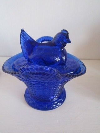 Westmoreland Cobalt Blue Glass Rooster/hen On Basket Dish