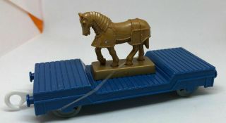 Thomas & Friends Trackmaster Blue Flatbed Cargo Car Horse Y3346 2009 Mattel Rare