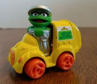 Vintage Playskool Sesame Street Oscar The Grouch Car 1982 Toy Trash Truck