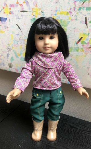 American Girl Retured Doll Ivy Ling Wearing Complete Meet Outfit Euc