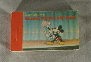 1986 Walt Disney Mickey Mouse / Donald Duck Moving Picture Flip Book (inv.  001)