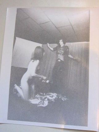 Alice Cooper 8x10 Photo With Girl