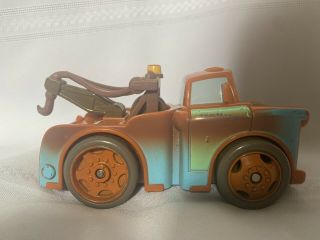2005 Mattel Disney Pixar Cars Shake N Go Racer Tow Mater,  Not