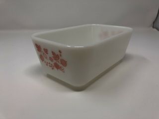 White And Pink Gooseberry Pyrex Dish Vintage 1 1/2 Pint Size Refrigerator Dish