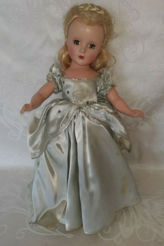 Vintage Madame Alexander Cinderella Doll All Orig.  14 " $99.  99