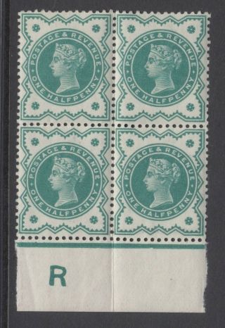 Block Of 4 Gb Qv 1/2d Blue - Green Sg213 Control R Hinged Halfpenny Stamps