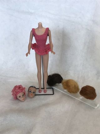 Mattel Vintage Miss Barbie 1060 Sleep Eyes & Wigs On Stand (1964)