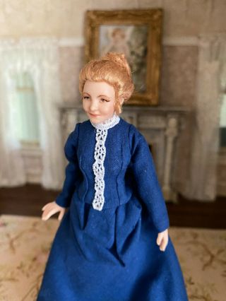 Vintage Miniature Dollhouse IGMA Artisan Tiggy Goldsmith UK Victorian Lady Doll 2