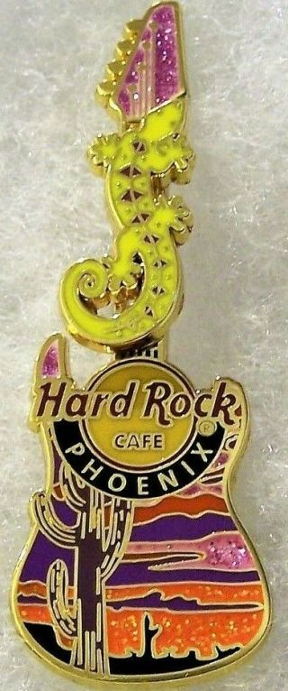 Hard Rock Cafe (closed) Phoenix Sliding Gecko Guitar Pin Nip Low