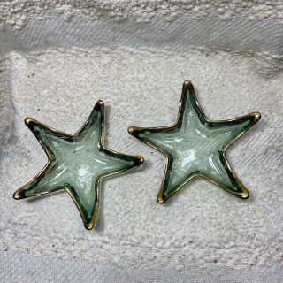 Set Of 2 Green Art Glass Stars With Gold Trim Trinket Dishes Catch All Nut Candy