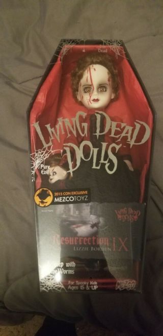 Living Dead Dolls Resurrection Lizzie Borden Open And Complete
