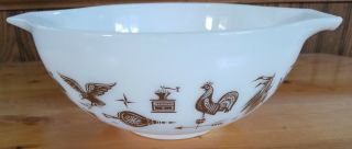 Pyrex Early American 2.  5 Qt Nesting Mixing Bowl 443 Eagle & Rooster
