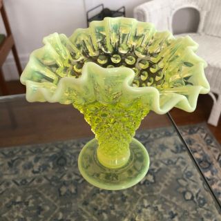 Fenton Topaz Yellow Opalescent Hobnail 5 1/2 Inch Vase 1941 - 1943 2