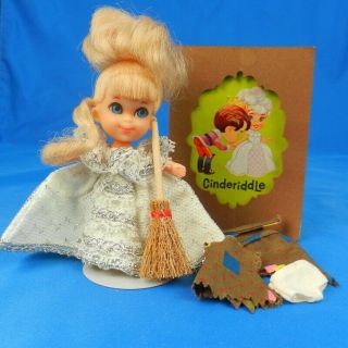 Vintage Liddle Kiddles Cinderiddle Storybook Doll Set Mattel 1960s Pretty