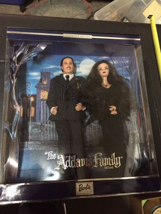 2000 Barbie Collectibles The Addams Family Gift Set