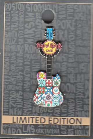 Hard Rock Cafe Pin: Porto Textile Guitar Le