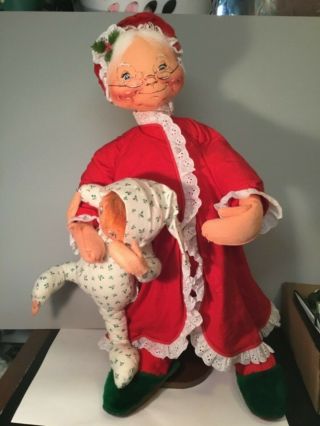 Vintage 1991 Annalee Mrs.  Claus With Baby Christmas