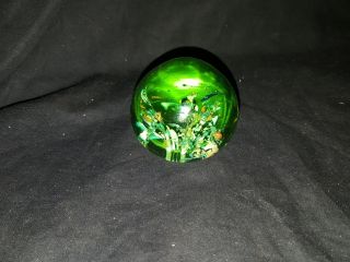 Vintage Green Art Glass Hand Blown 3 Flowers Sphere Paperweight Made India 3