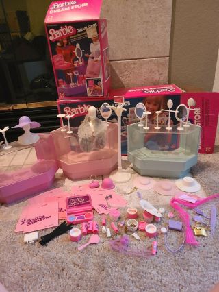 Vintage 1982 Barbie Doll Dream Store Fashion & Makeup Departments & Accessories